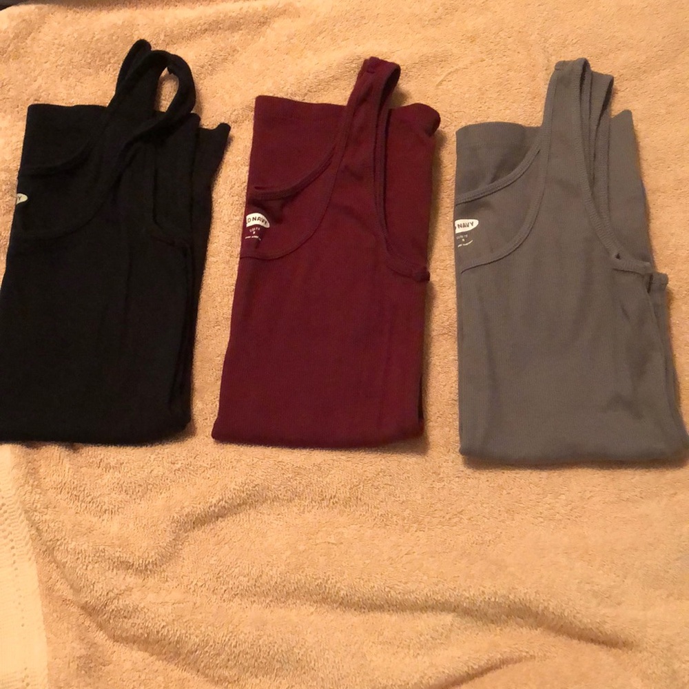 Old navy slim fit tanktops